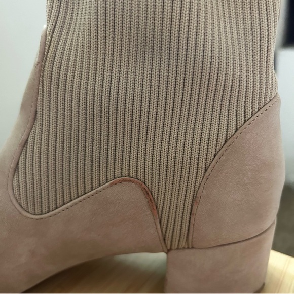DSW Booties Beige Size 8 - Picture 7 of 8